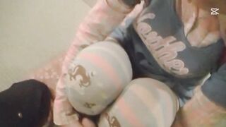 có cô em gái đáng đồng tiền bất gạo