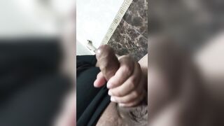 Thành niên lâu ngày không sục nên ra nhiều quá