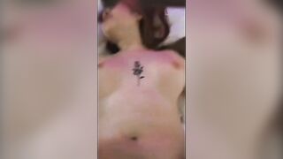 Đụ lỗ nhị mạnh bạo với em gái xinh đẹp