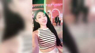 Gái Châu Á xinh dâm nứng đỏ ửng mặt
