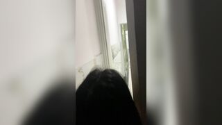 em đòi mở của nhà nghỉ địt phô dâm cho phòng bên nghe