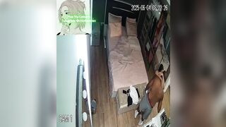 Hack Camera Nữ Đại Gia Thuê Trai Da Đen Về Địt Lên Đỉnh Liên Tục