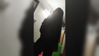 con bạn thân giúp soc lọ chứ nó không cho địt