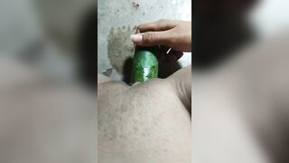Một vũng dưới lồn vẫn chưa đủ thủ tiếp cho ra sữa