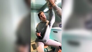 Cùng lượn qua tiktok xem trend biến hình