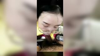bắt con em họ bú cu có chống cự nhưng ấn cu vào mồm vẫn há