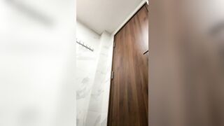 Clip sex Livestream tập gym rồi chịch luôn