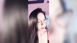 Gái xinh vú to khoe hàng trên live dâm đãng 2