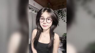 AI lột đồ pé tiktoker Hannn
