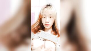 Nguyễn Minh Phương 2k7 loli khoe dáng vú cực nuột