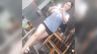 [ 69 ] | Quay lén cặp đùi trắng nõn của em gái phụ quán cơm | #1