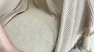 Em teen mình dây xinh đẹp vì thiếu nợ nên để chủ nợ vạch háng ra quay clip lồn mình