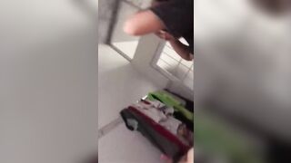 Quen em học sinh 16 tuổi non tơ mới lớn dạy em ấy bú cu thế nào thỏa mãn bạn trai