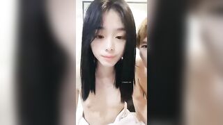 Tình Cờ Thấy Được Clip Em Gái 2k3 Thác Loạn Cùng Mấy Anh Trai Xuyên Màn Đêm Phần 23