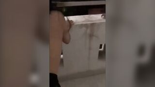 Lộ clip sex chịch gái ngon co giật dâm đãng 3