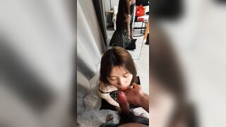 nàng thơ xinh xắn đi du lịch cùng người yêu