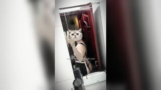 mua điện thoại cũ còn sót clip của chủ cũ