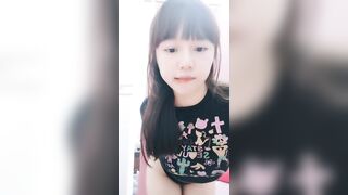 E teen Việt hàng ngon vú múp xinh xắn livetream show hàng Bigolive nổi 1 thời