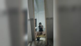 Bạn thân lên nhúng không cần cởi áo