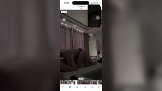 Vừa call video với e ghệ vừa xem lại clip sex 2 đứa đã quay nứng tê cu