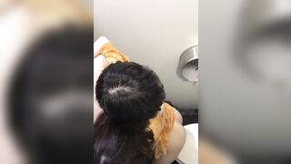 Quay lén đôi b trẻ cực bạo lén lút làm tình trong nhà vệ sinh công cộng