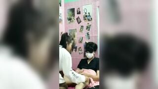Giúp thg bạn sục cu, Con bạn bị thg bạn djt tê Lồn Múp Chuppy Vú To rên rỉ
