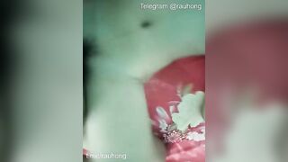 Chuốc say e bạn thân ngây thơ lột sạch đồ địt trần cái lồn khít của em