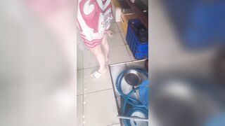 [ 72 ] | Quay lén chị bán hải sản | #1