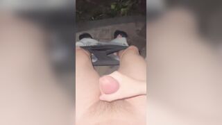 E teen dâm cùng bạn trai nữa đêm ra cv lột đồ bú cu public vừa sướng vừa chill p2