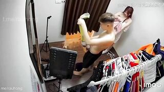 Hack cam quay lén trong tiệm photobooth toàn các e teen xinh đẹp p2