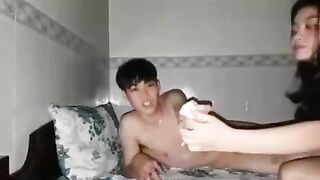 cặp đôi sinh viên địt nhau quay lại ký sự tuổi trẻ - phần 1