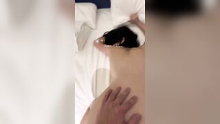 được bé tiểu thư xinh xắn dẫn về chung cư của em thuê