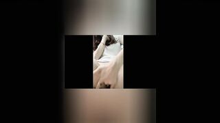 Teen vn 2k9 call sex kiếm tiền lồn chảy nước ngập ngụa, xinh vcl các ông ạ