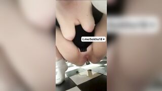 Nô lệ teen tây tự đái ra sàn rồi tự uống luôn đẳng cấp vuýp