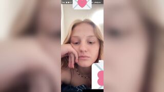 Cực phẩm gạ gẫm bé học sinh teen tây cởi đồ ra móc rên lên đỉnh bé sướng quá trời