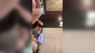 Con nhỏ PHÊ cực độ khi cùng bạn trai nghịch sextoy tại nhà
