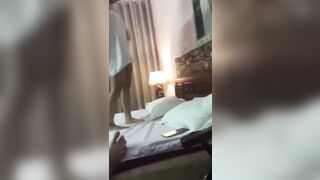 đưa bé ghệ mới lớn đi nhà nghỉ em nó tinh nghịch quá - phần 1