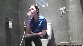quay lén nhà vệ sinh quán nhậu toàn mấy em xinh quá - phần 2