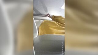 quay lén nhà vệ sinh quán nhậu toàn mấy em xinh quá - phần 10