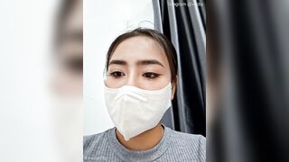 Thanh niên may mắn đc dâm nữ livetream gạ vào ks massage cho r cởi quần ra bú cu