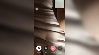vừa địt vừa call video với đứa bạn thân - phần 1