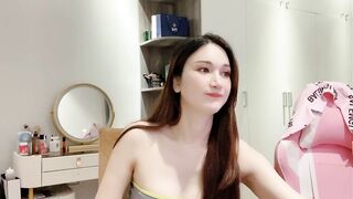 2 EM BIẾN THÁI BÚ LỒN , BÓP VÚ NHAU - THÁC LOẠN