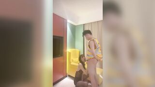 Anh súp lơ bị gài vào trồng khi em gái xinh tươi lại là hồn chị xác anh
