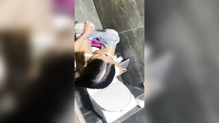 quay lén nhà vệ sinh mấy em sinh viên đi đái nhìn ngon vcl - phần 2