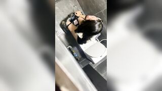 quay lén nhà vệ sinh mấy em sinh viên đi đái nhìn ngon vcl - phần 8