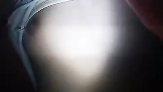 Em gái mới yêu được ny một ngày đã nghe lời chịu show