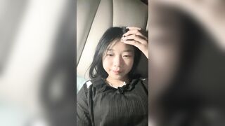 Em học sinh vú mới nhú tập tành livestream thủ dâm🙄🥴