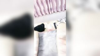 Phòng live tập thể của mấy e teen loli mới lớn TQ đeo cặc giả vào lồn r địt nhau p4