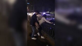 Đụ trên đường phố kệ người lạ đi qua lại