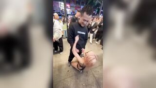 Hot bên X TQ giáo viên bú cu người lạ ngoài đường